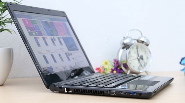Laptop Acer aspire E1-472.jpg